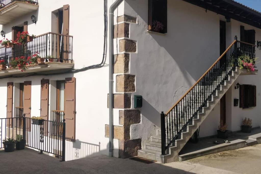 Gartzinea, Amplia Y Preciosa Vivienda Rural Apartment Ezkurra Exterior foto